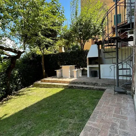 Petite Maison, Nel Borgo Di Διαμέρισμα *