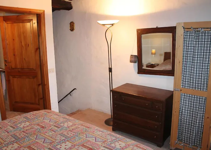 Petite Maison, Nel Borgo Di Appartement *