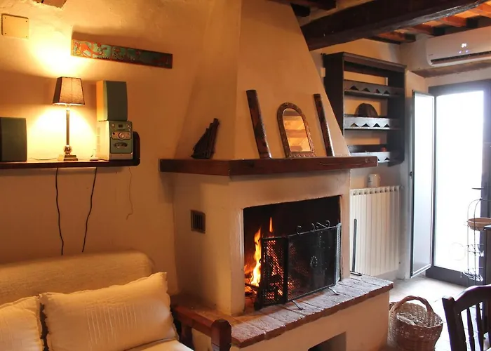 Petite Maison, Nel Borgo Di Cetona