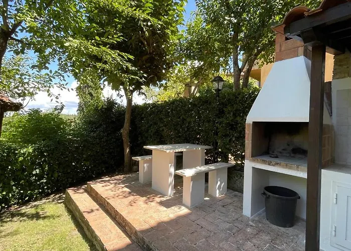 Petite Maison, Nel Borgo Di * Cetona