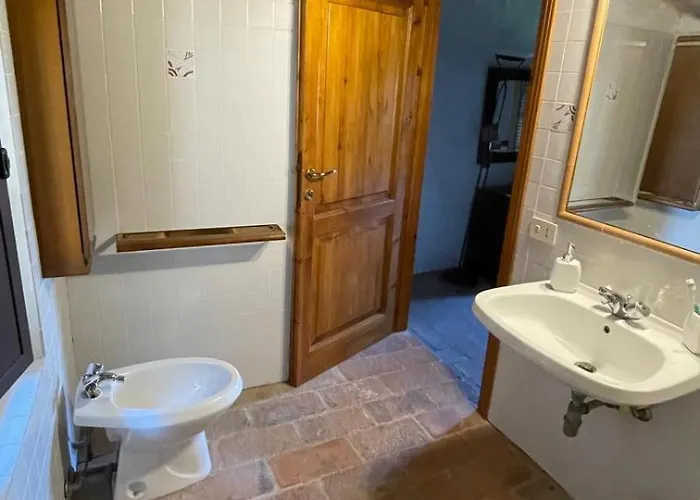 Petite Maison, Nel Borgo Di Appartement